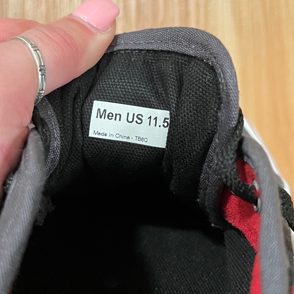 Men’s Vans - Picture 5 of 5